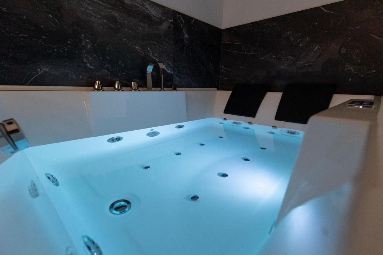 B&B Chiaro Di Luna Барлетта Екстер'єр фото